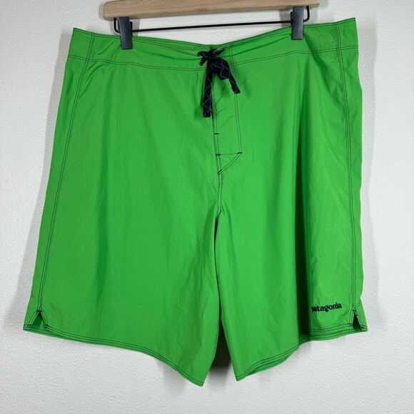 Patagonia Men's Light & Variable Board Shorts Swimming Suit Bright Green Size 36 - Picture 1 of 5